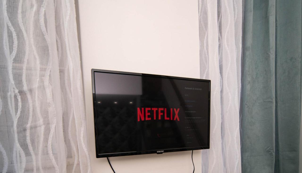 Free Parking! Linden Apartment, Ac, Smart Tv, Wifi Budapest Eksteriør bilde