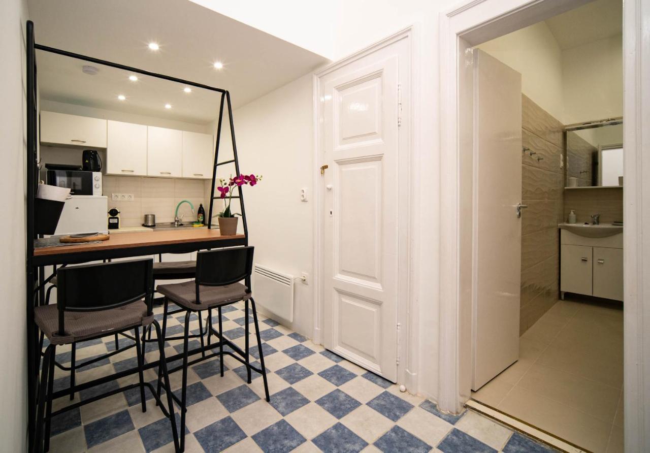 Free Parking! Linden Apartment, Ac, Smart Tv, Wifi Budapest Eksteriør bilde